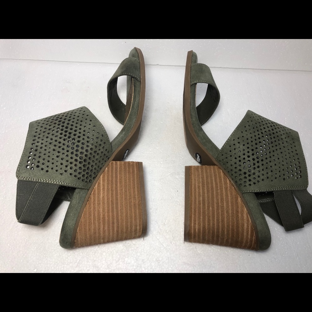 🛑SOLD🛑Dr. Scholls laser cut elastic slingback - Picture 3 of 8